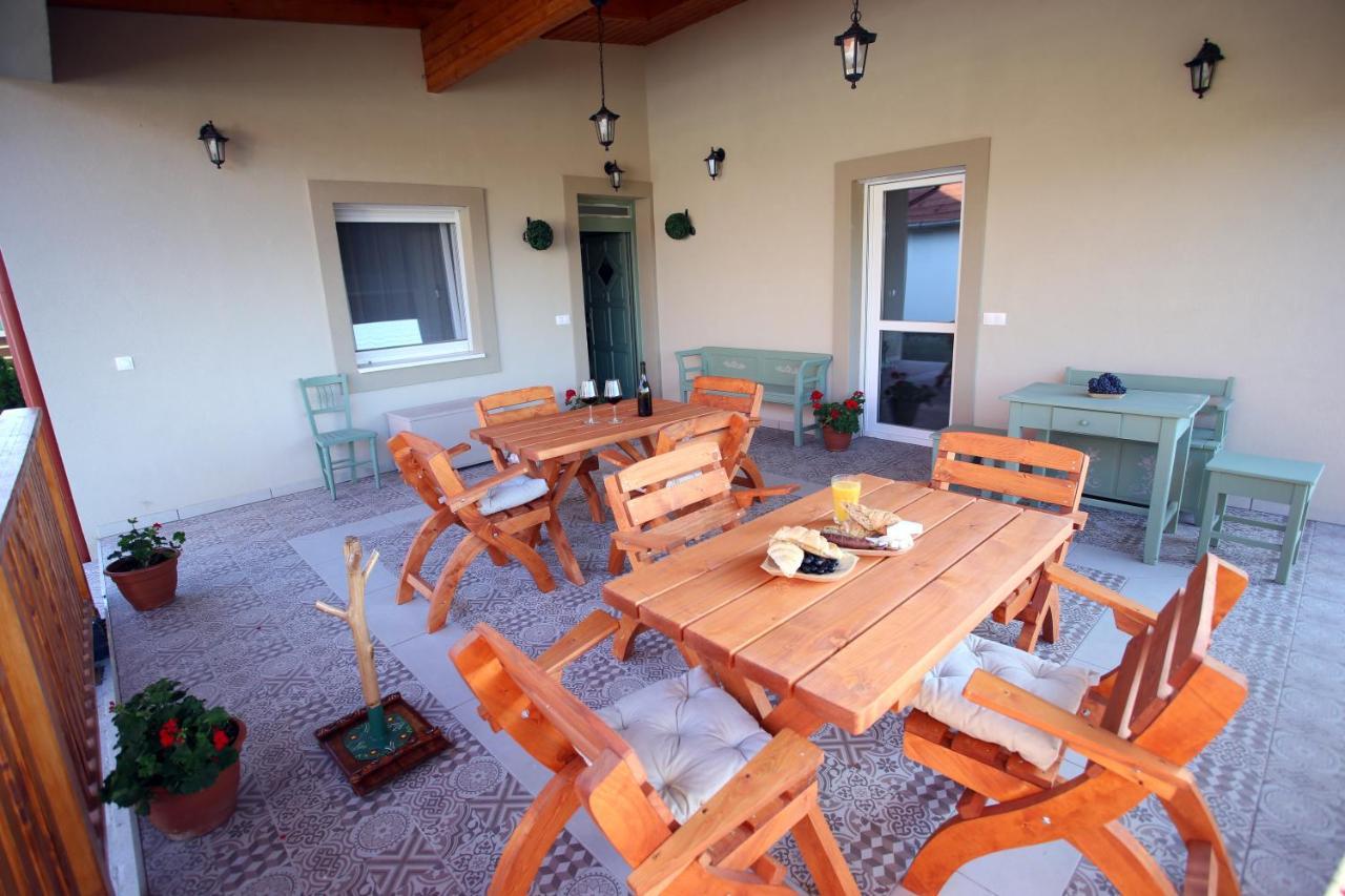A Zoldbiciklis Haz Apartamento Egerszalók Exterior foto