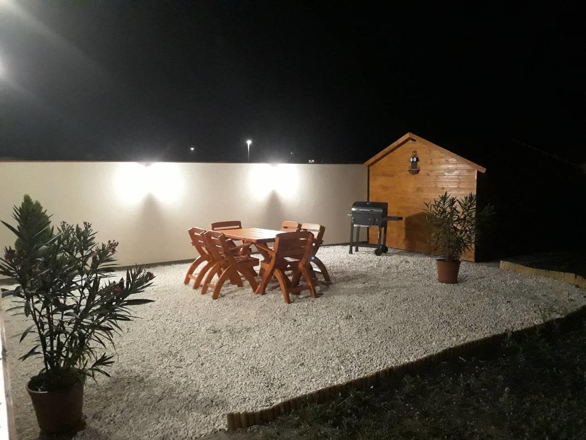 A Zoldbiciklis Haz Apartamento Egerszalók Exterior foto