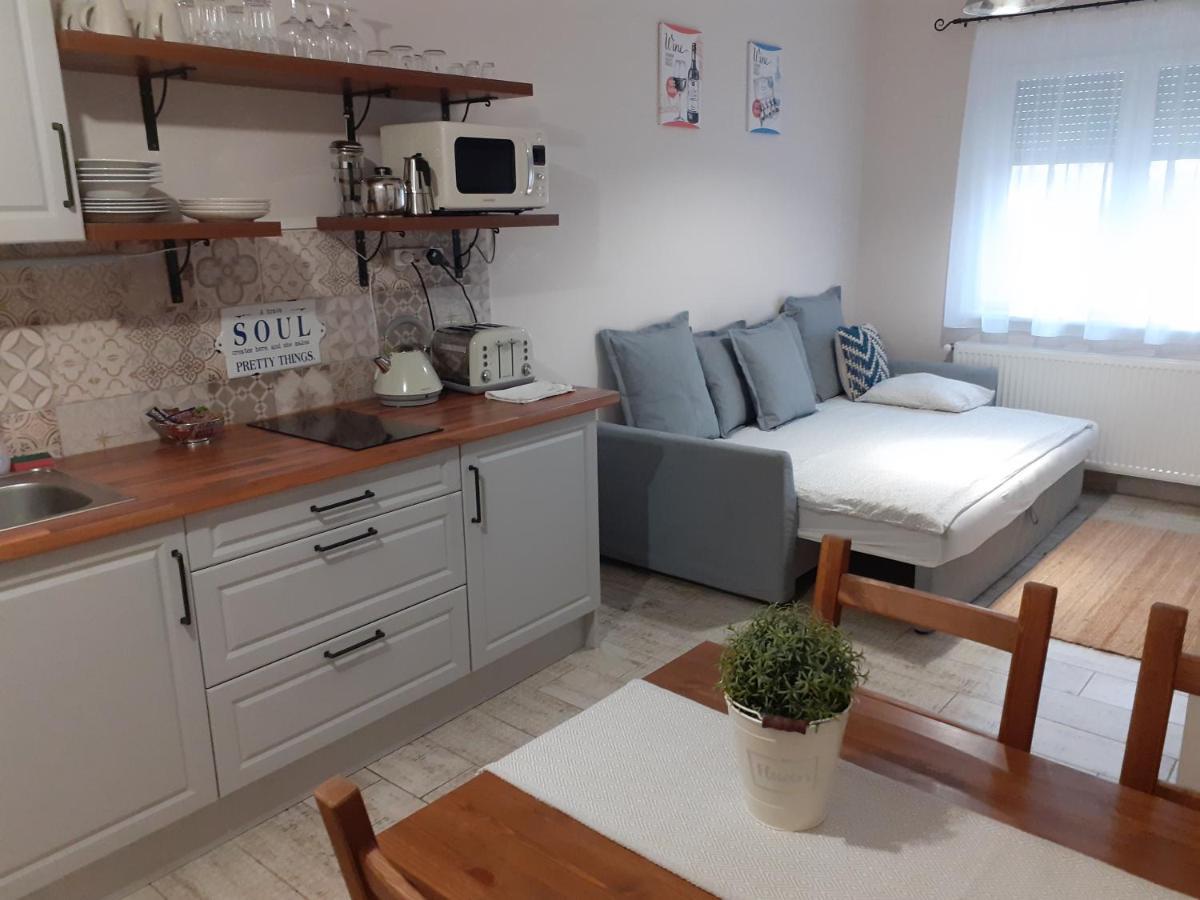 A Zoldbiciklis Haz Apartamento Egerszalók Exterior foto